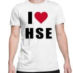 Na obrazku widać białą koszulkę kocham HSE - Dni BHP Proresult