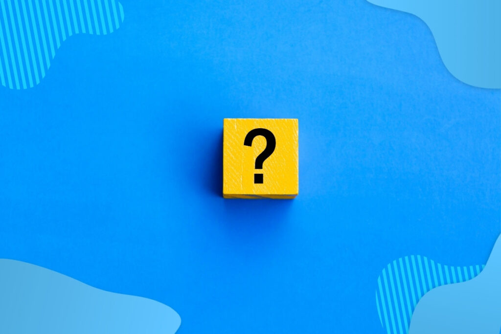 Żółty klocek ze znakiem zapytania na niebieskim tle. - Proresult Test BHP